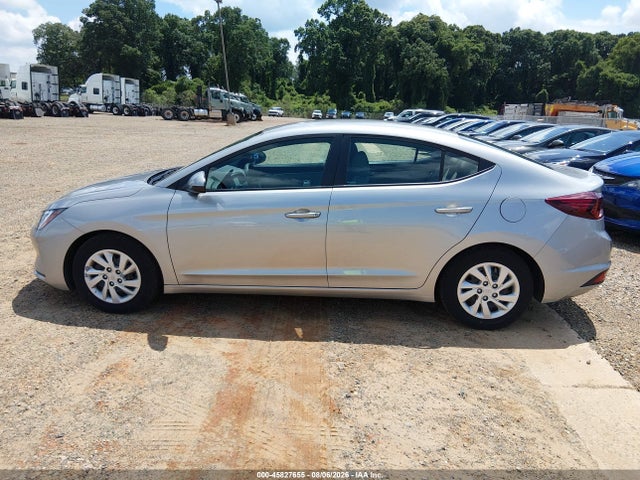 Продажа на аукционе авто 2020 Hyundai Elantra Se, vin: 5NPD74LFXLH613433, номер лота: 45827655