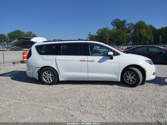 2020 Chrysler Voyager Lxi მანქანა იყიდება აუქციონზე, vin: 2C4RC1DG0LR216548, აუქციონის ნომერი: 45827657