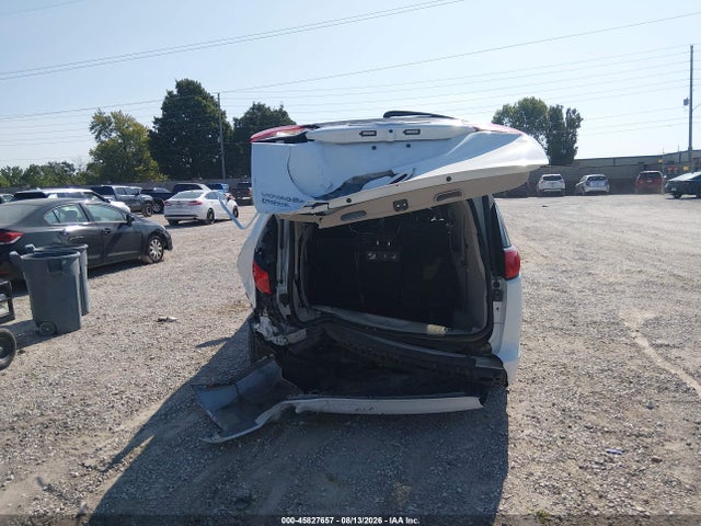 2020 Chrysler Voyager Lxi მანქანა იყიდება აუქციონზე, vin: 2C4RC1DG0LR216548, აუქციონის ნომერი: 45827657