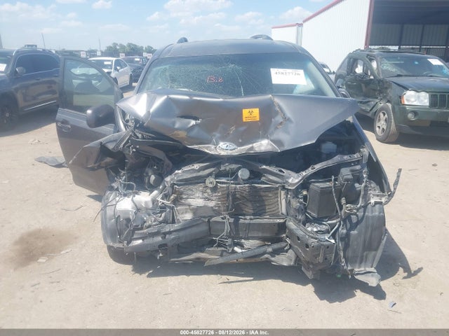 2015 Toyota Sienna Xle 8 Passenger მანქანა იყიდება აუქციონზე, vin: 5TDYK3DC9FS545655, აუქციონის ნომერი: 45827726