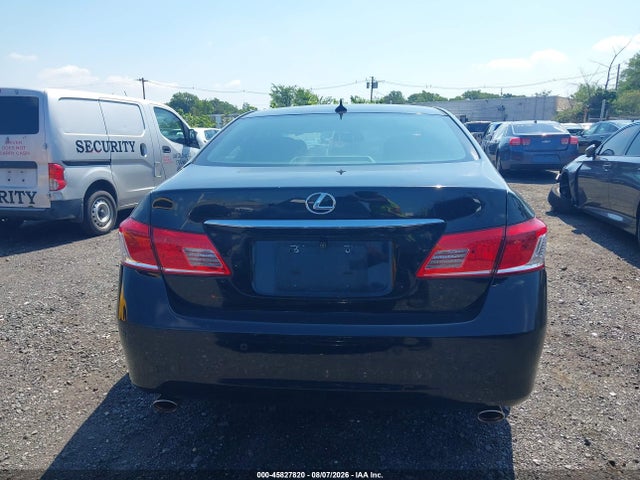 45827820 :رقم المزاد ، JTHBK1EG2B2454397 vin ، 2011 Lexus Es 350 مزاد بيع