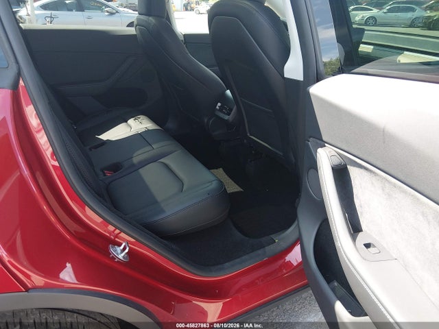 Продаж на аукціоні авто 2024 Tesla Model Y Long Range Dual Motor All-wheel Drive, vin: 7SAYGDEE1RA273263, номер лоту: 45827863