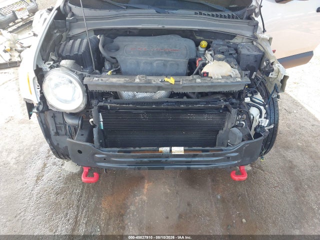 Продажа на аукционе авто 2015 Jeep Renegade Trailhawk, vin: ZACCJBCTXFPB31547, номер лота: 45827910