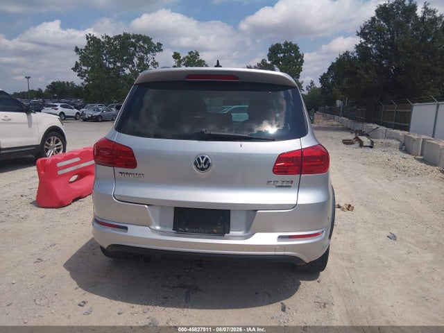 Продажа на аукционе авто 2015 Volkswagen Tiguan R-line, vin: WVGBV7AX4FW084677, номер лота: 45827911