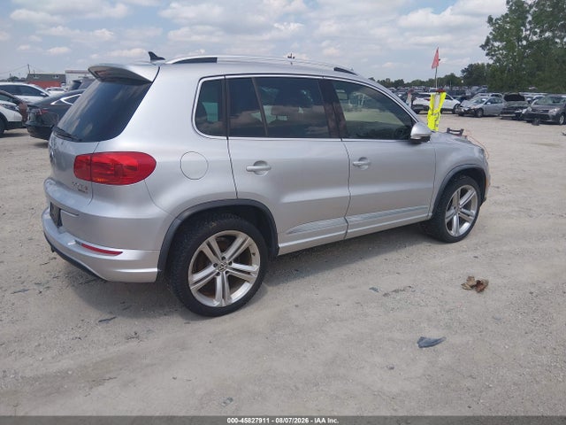 Продажа на аукционе авто 2015 Volkswagen Tiguan R-line, vin: WVGBV7AX4FW084677, номер лота: 45827911