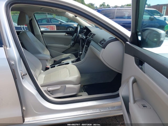Продаж на аукціоні авто 2013 Volkswagen Passat 2.0l Tdi Se, vin: 1VWBN7A36DC034070, номер лоту: 45827917