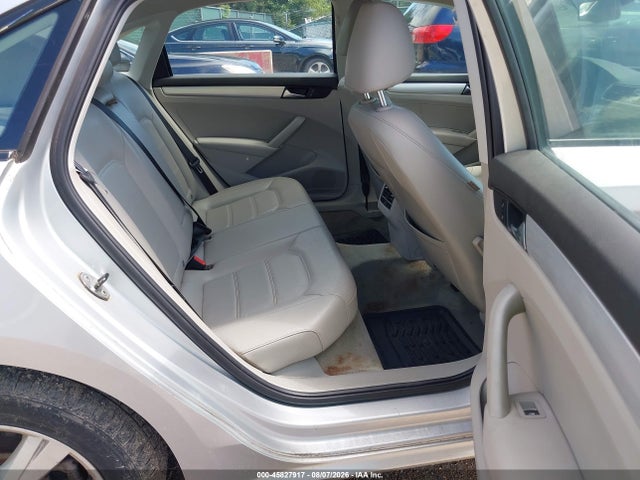 Продаж на аукціоні авто 2013 Volkswagen Passat 2.0l Tdi Se, vin: 1VWBN7A36DC034070, номер лоту: 45827917