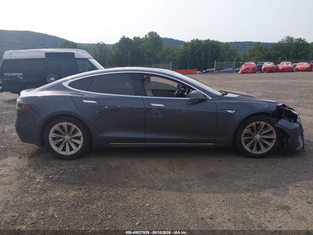 45827929 :رقم المزاد ، 5YJSA1E26GF143293 vin ، 2016 Tesla Model S مزاد بيع