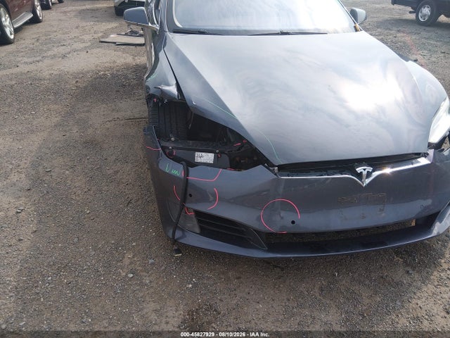 45827929 :رقم المزاد ، 5YJSA1E26GF143293 vin ، 2016 Tesla Model S مزاد بيع