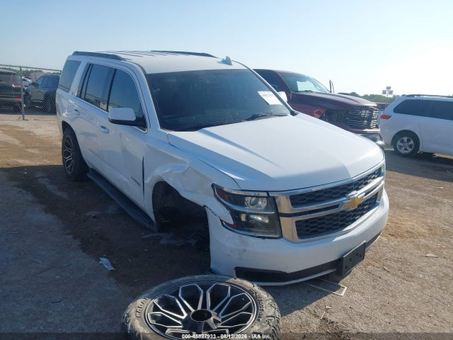 Продаж на аукціоні авто 2018 Chevrolet Tahoe Lt, vin: 1GNSCBKC3JR163622, номер лоту: 45827933