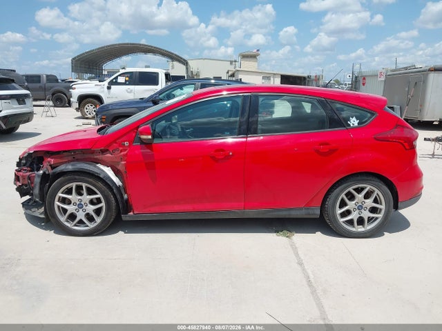 Ford FOCUS SE 2015 1FADP3K22FL290123 Image 15