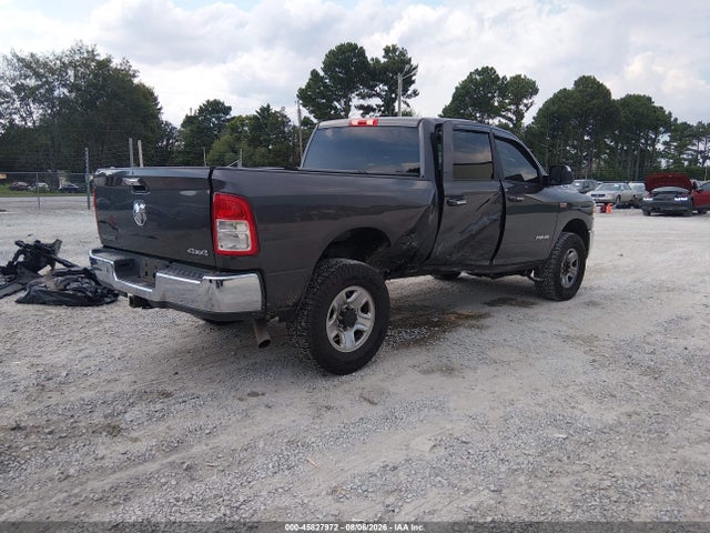 45827972 :رقم المزاد ، 3C6UR5DJ0KG627777 vin ، 2019 Ram 2500 Big Horn مزاد بيع