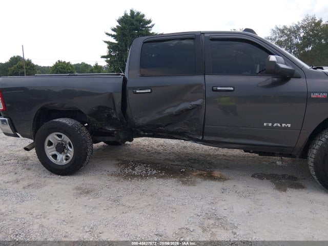 45827972 :رقم المزاد ، 3C6UR5DJ0KG627777 vin ، 2019 Ram 2500 Big Horn مزاد بيع
