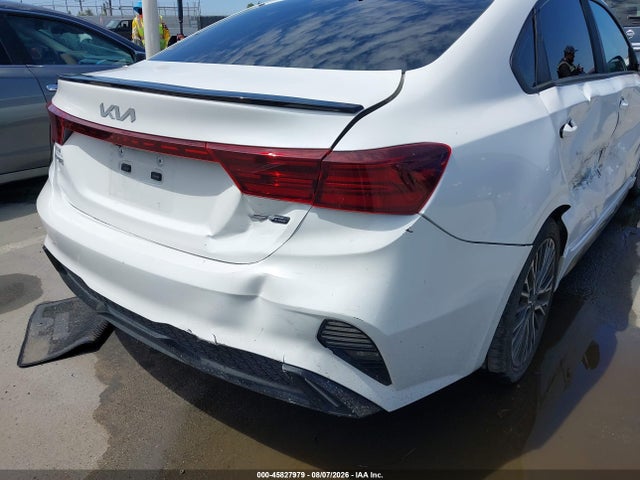 Продаж на аукціоні авто 2023 Kia Forte Gt-line, vin: 3KPF54AD6PE615402, номер лоту: 45827979