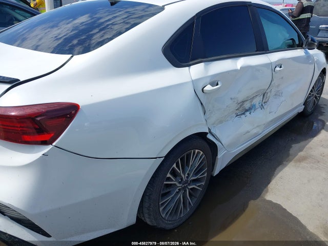 Продаж на аукціоні авто 2023 Kia Forte Gt-line, vin: 3KPF54AD6PE615402, номер лоту: 45827979