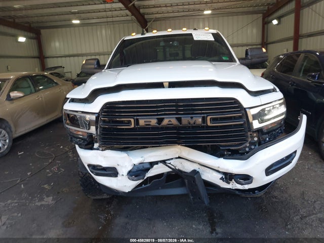 45828019 :رقم المزاد ، 3C6UR5FJ3NG418003 vin ، 2022 Ram 2500 Laramie  4x4 6'4 Box مزاد بيع