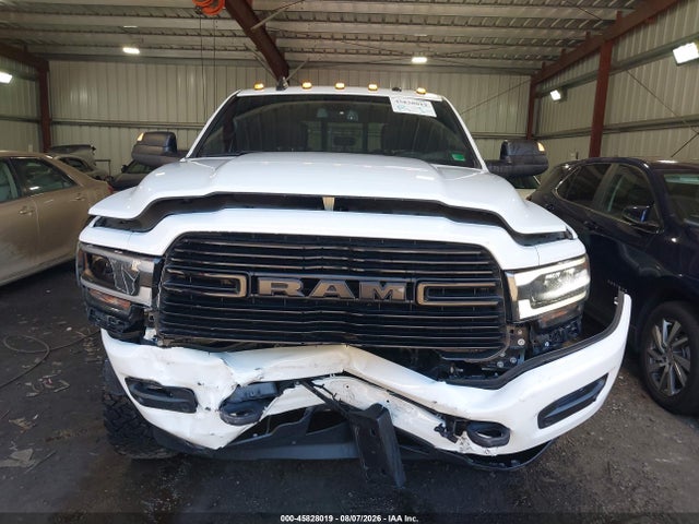 45828019 :رقم المزاد ، 3C6UR5FJ3NG418003 vin ، 2022 Ram 2500 Laramie  4x4 6'4 Box مزاد بيع