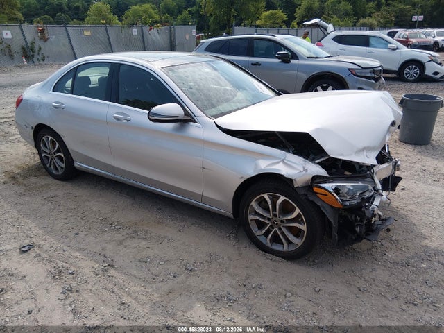 2017 Mercedes-benz C 300 4matic მანქანა იყიდება აუქციონზე, vin: 55SWF4KB1HU224548, აუქციონის ნომერი: 45828023