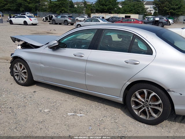 2017 Mercedes-benz C 300 4matic მანქანა იყიდება აუქციონზე, vin: 55SWF4KB1HU224548, აუქციონის ნომერი: 45828023