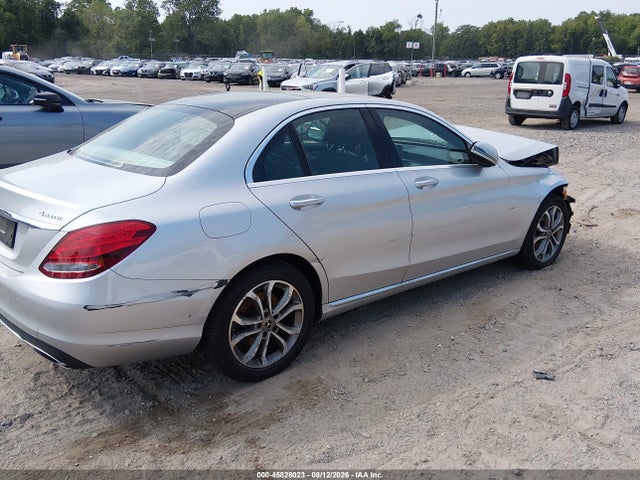 2017 Mercedes-benz C 300 4matic მანქანა იყიდება აუქციონზე, vin: 55SWF4KB1HU224548, აუქციონის ნომერი: 45828023