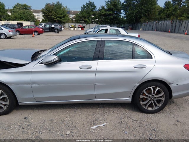 2017 Mercedes-benz C 300 4matic მანქანა იყიდება აუქციონზე, vin: 55SWF4KB1HU224548, აუქციონის ნომერი: 45828023