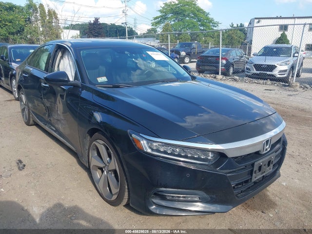 2018 Honda Accord Touring მანქანა იყიდება აუქციონზე, vin: 1HGCV1F99JA053609, აუქციონის ნომერი: 45828025