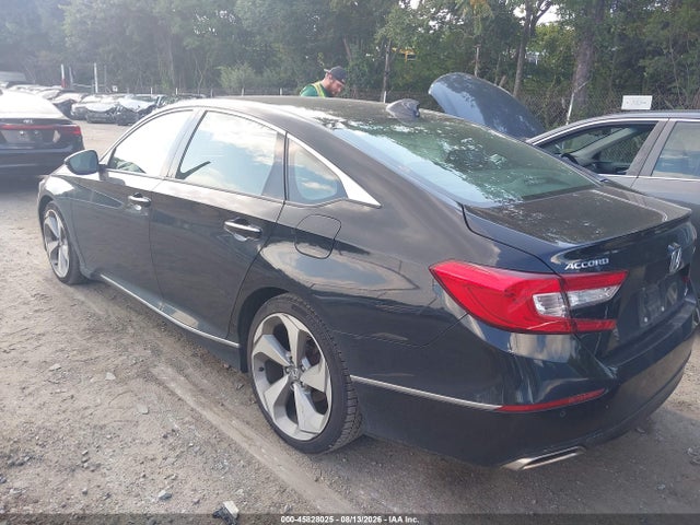 2018 Honda Accord Touring მანქანა იყიდება აუქციონზე, vin: 1HGCV1F99JA053609, აუქციონის ნომერი: 45828025