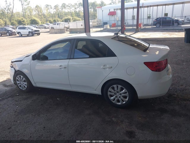 Продажа на аукционе авто 2013 Kia Forte Lx, vin: KNAFT4A2XD5722123, номер лота: 45828091