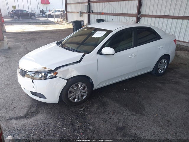 Продажа на аукционе авто 2013 Kia Forte Lx, vin: KNAFT4A2XD5722123, номер лота: 45828091