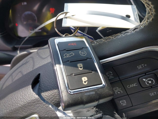 Продажа на аукционе авто 2023 Jeep Grand Cherokee L Limited 4x4, vin: 1C4RJKBG2P8829819, номер лота: 45828114