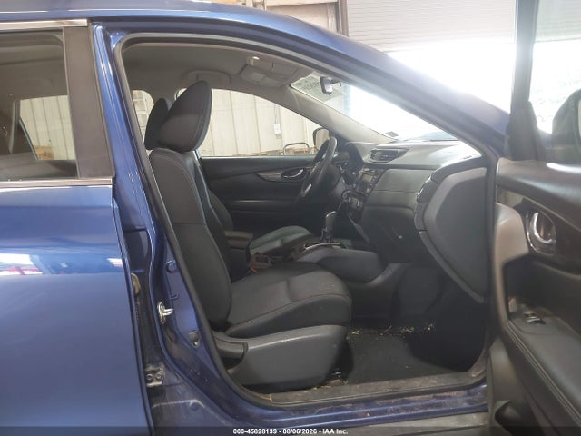 2018 Nissan Rogue S მანქანა იყიდება აუქციონზე, vin: KNMAT2MVXJP565846, აუქციონის ნომერი: 45828139