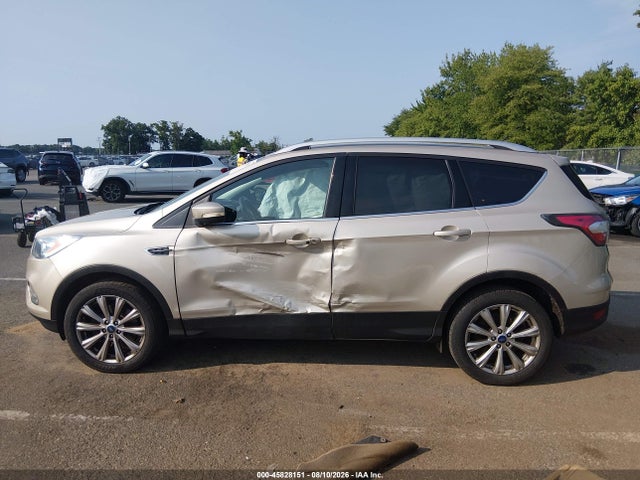 Продаж на аукціоні авто 2017 Ford Escape Titanium, vin: 1FMCU9JD9HUA78252, номер лоту: 45828151