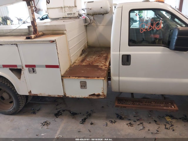 2009 Ford F-550 Chassis Xl/xlt მანქანა იყიდება აუქციონზე, vin: 1FDAF57Y69EA86244, აუქციონის ნომერი: 45828161