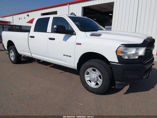 45828169 :رقم المزاد ، 3C63R3GJ4LG237729 vin ، 2020 Ram 3500 Tradesman  4x4 8' Box مزاد بيع