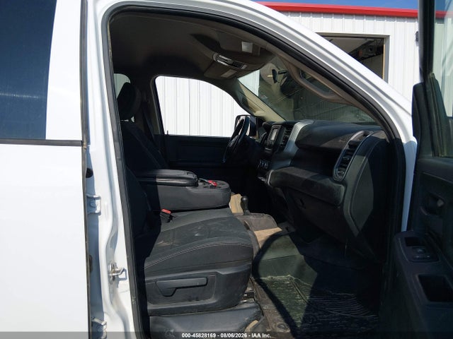 45828169 :رقم المزاد ، 3C63R3GJ4LG237729 vin ، 2020 Ram 3500 Tradesman  4x4 8' Box مزاد بيع