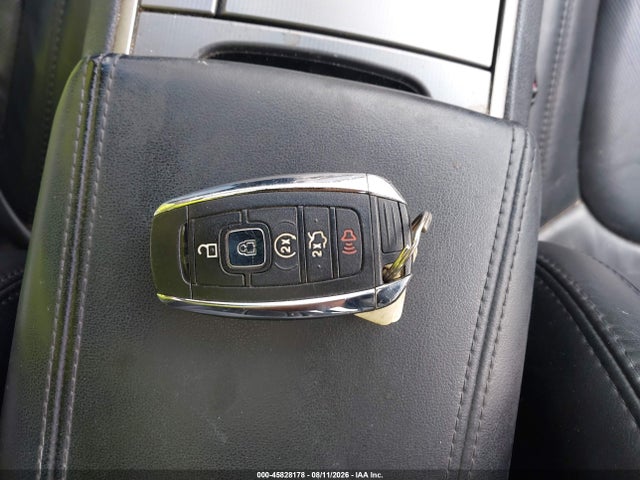 Продажа на аукционе авто 2017 Lincoln Mkz Reserve, vin: 3LN6L5E95HR646180, номер лота: 45828178