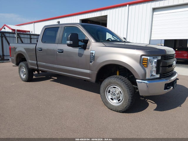 45828194 :رقم المزاد ، 1FT7W2B64KEE92760 vin ، 2019 Ford F-250 Xl مزاد بيع