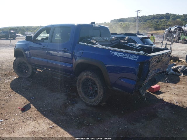 3TYCZ5AN8NT083437 Toyota Tacoma Trd Off Road