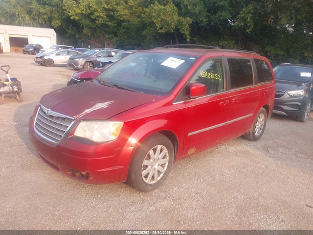 2010 Chrysler Town & Country Touring მანქანა იყიდება აუქციონზე, vin: 2A4RR5D11AR187716, აუქციონის ნომერი: 45828252