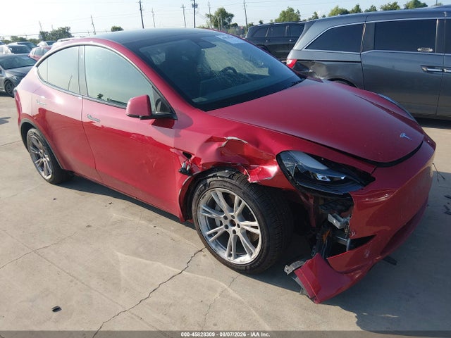 45828309 :رقم المزاد ، 7SAYGDEE0PF706460 vin ، 2023 Tesla Model Y مزاد بيع