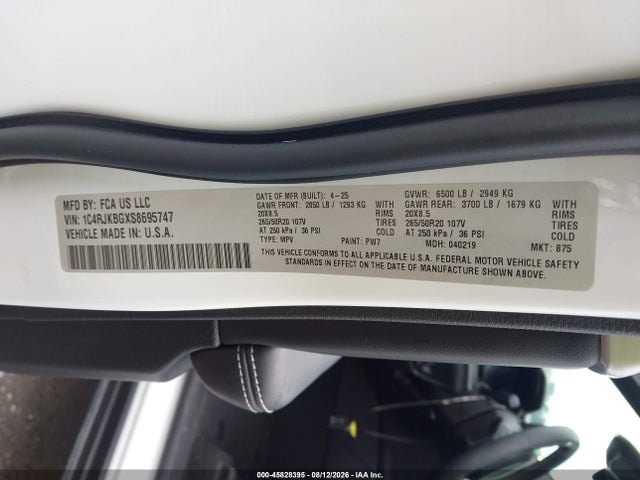 Продажа на аукционе авто 2025 Jeep Grand Cherokee L Limited 4x4, vin: 1C4RJKBGXS8695747, номер лота: 45828395