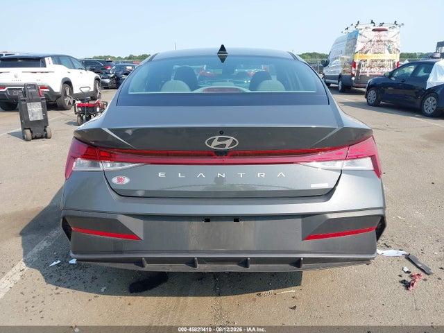 2024 Hyundai Elantra Hybrid Blue მანქანა იყიდება აუქციონზე, vin: KMHLM4DJ6RU111326, აუქციონის ნომერი: 45828410