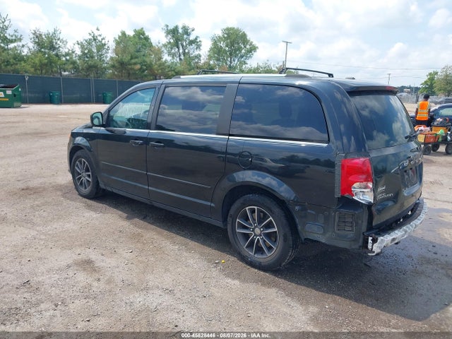 2017 Dodge Grand Caravan Sxt მანქანა იყიდება აუქციონზე, vin: 2C4RDGCG4HR595868, აუქციონის ნომერი: 45828446