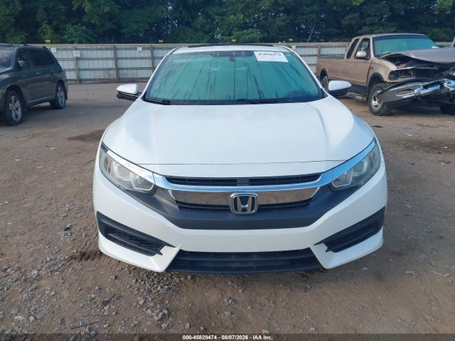 Продажа на аукционе авто 2018 Honda Civic Ex, vin: 19XFC2F75JE001204, номер лота: 45828474