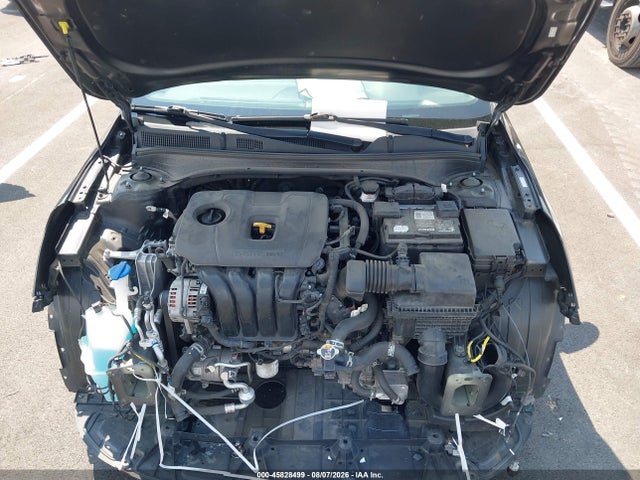 45828499 :رقم المزاد ، 3KPF24AD4ME305608 vin ، 2021 Kia Forte Lxs مزاد بيع