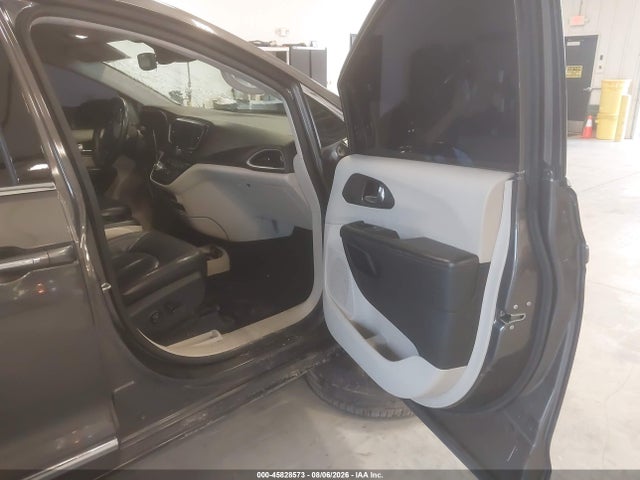 Aukcja sprzedaży 2020 Chrysler Pacifica Touring L Plus, vin: 2C4RC1EG9LR121842, numer aukcji: 45828573