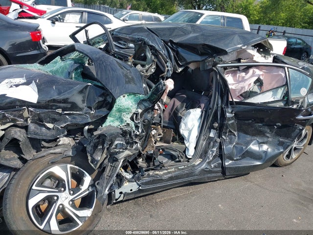 45828690 :رقم المزاد ، 1HGCR2F38HA180643 vin ، 2017 Honda Accord Lx مزاد بيع