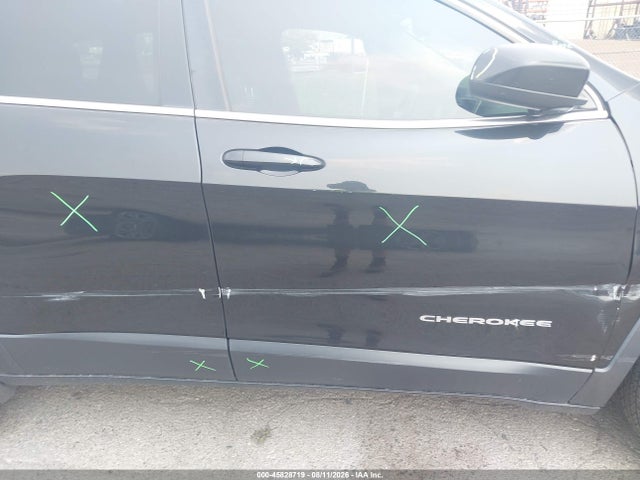 Продажа на аукционе авто 2016 Jeep Cherokee Latitude, vin: 1C4PJLCS3GW362941, номер лота: 45828719