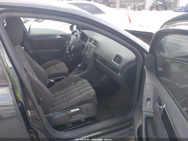 2013 Volkswagen Gti 4-door მანქანა იყიდება აუქციონზე, vin: WVWHV7AJ9DW043887, აუქციონის ნომერი: 45828761