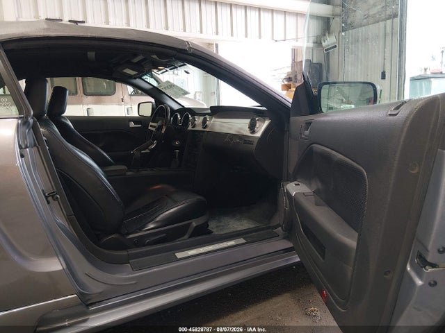Продажа на аукционе авто 2006 Ford Mustang Gt, vin: 1ZVFT85H165108778, номер лота: 45828787